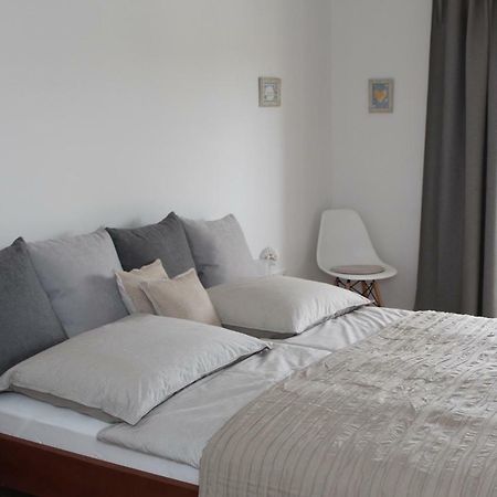 Apartments Mirela Водице Экстерьер фото